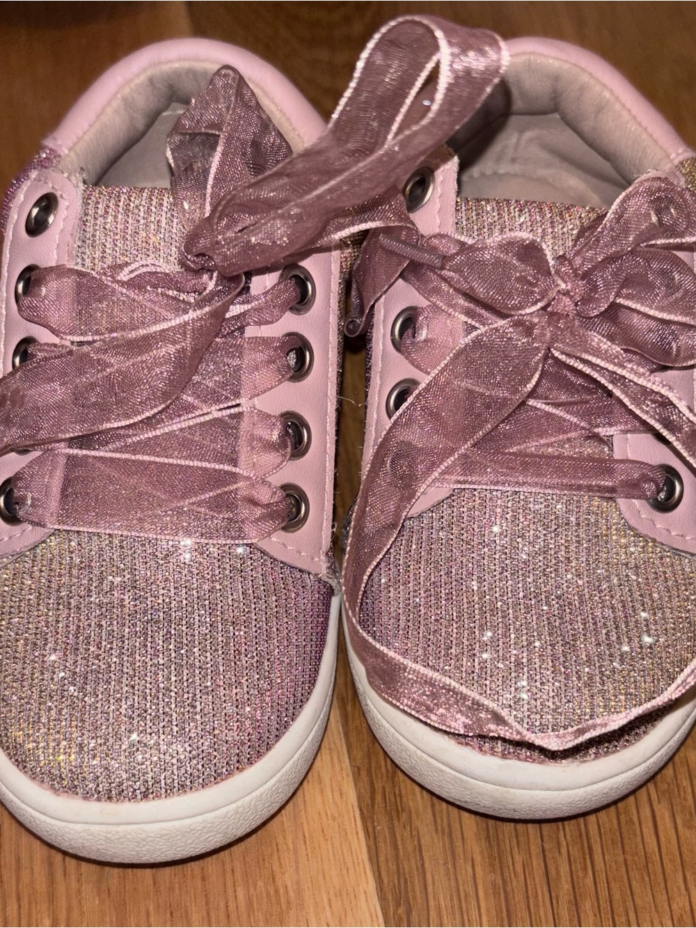 A Bear Co. Sparkle Ribbon Lace Pink Kids' Sneakers. 6T.